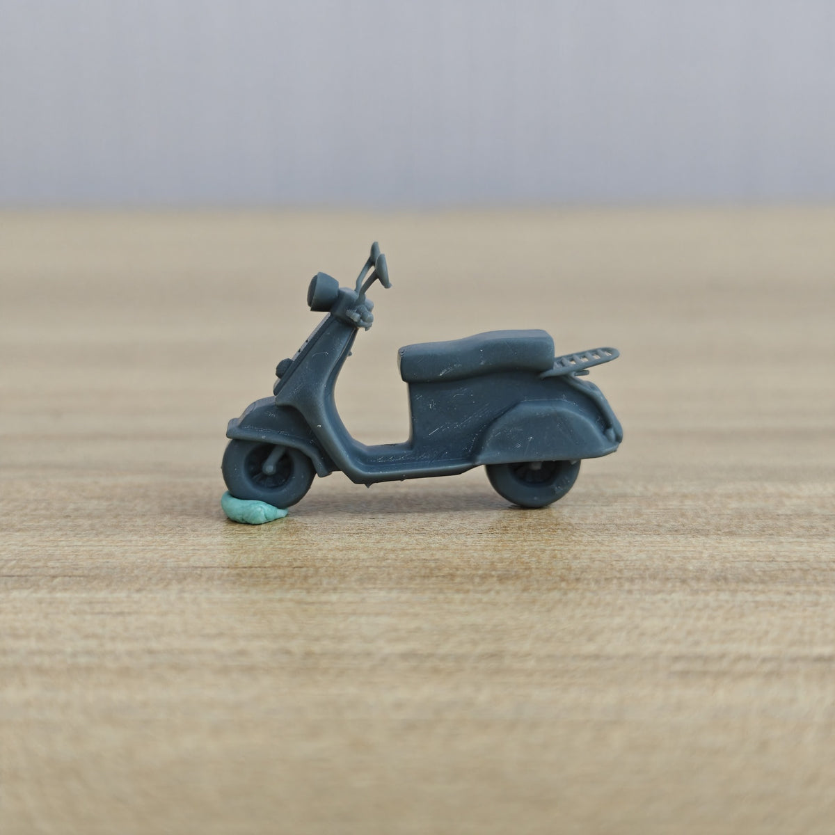 French Italian Retro Mini Motorcycle Scooter Locomotive Motorcycle Model MRY-SFW LYTA541