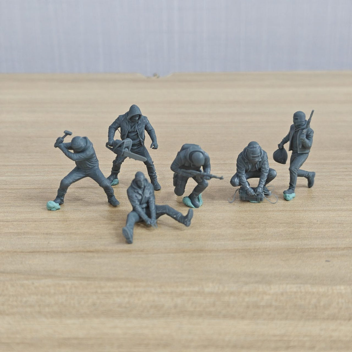 Police & Criminal Series – Armed Raider Gang MRY-SFW LYTR1444