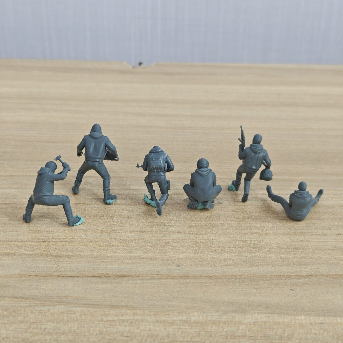 Police & Criminal Series – Armed Raider Gang MRY-SFW LYTR1444