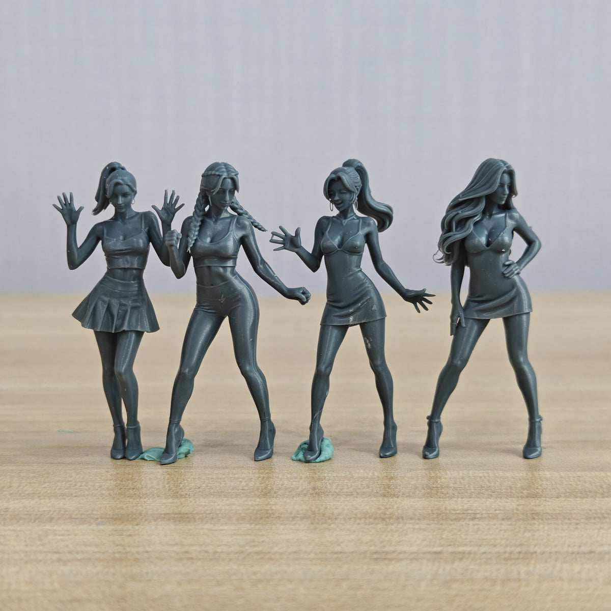 Nightclub Dancer Woman Character Modern Model 4 pcs MRY-SFW LYTR929