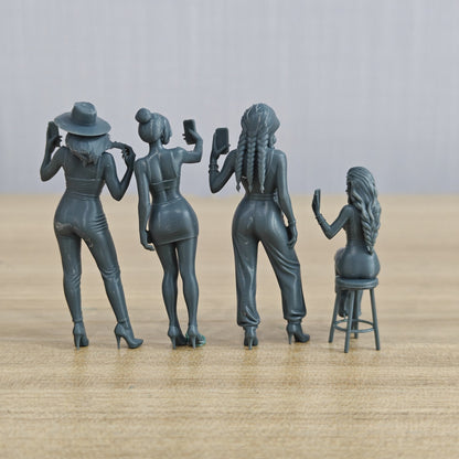 Selfie Woman Character Modern Model 4 pcs MRY-SFW LYTR942