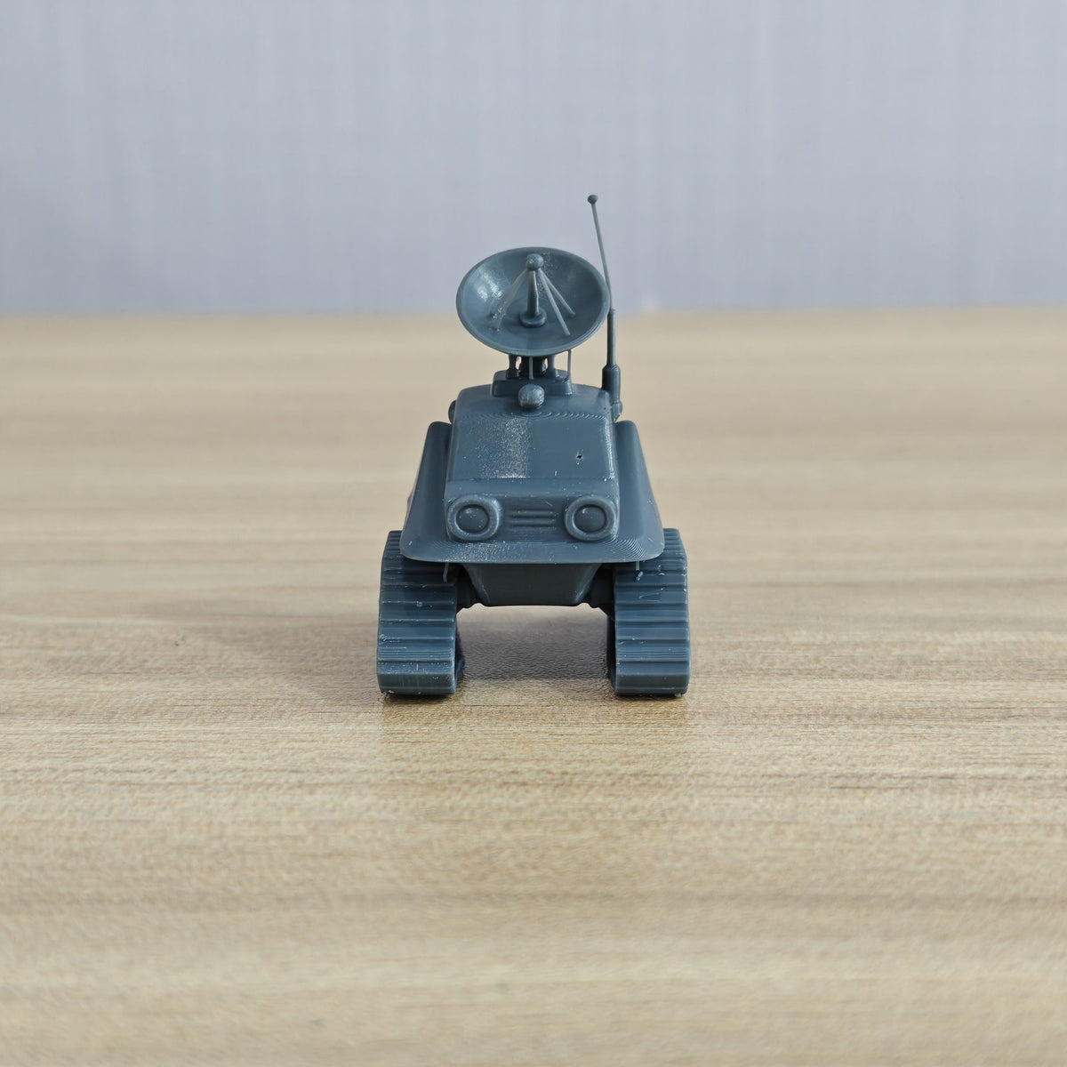 Futuristic Radar Tank Unpainted Miniature Painting Diorama Building MRY-SFW LYTA213