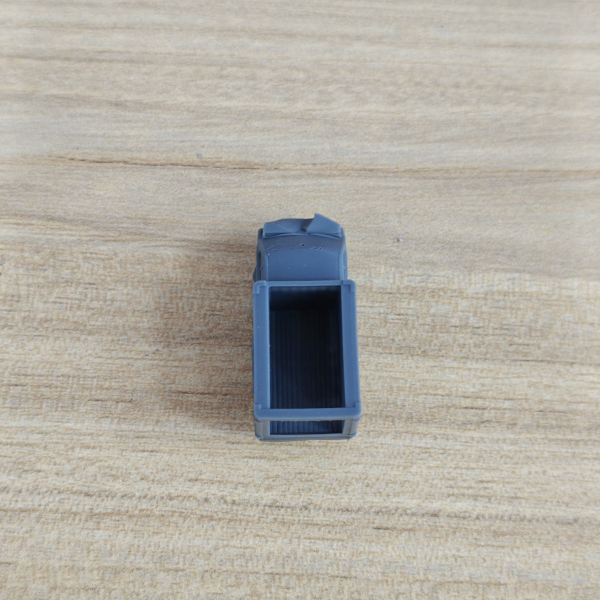 3D Printed Damaged Delivery Truck Scale Post-Apocalyptic Wargame Miniature MRY-SFW LYTA193