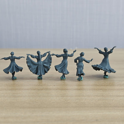 Eastern European Traditional Folk Dance Figure 5 pcs Miniature Car Diorama Figures Scene Props Accessories Resin MRY-SFW LYTR756