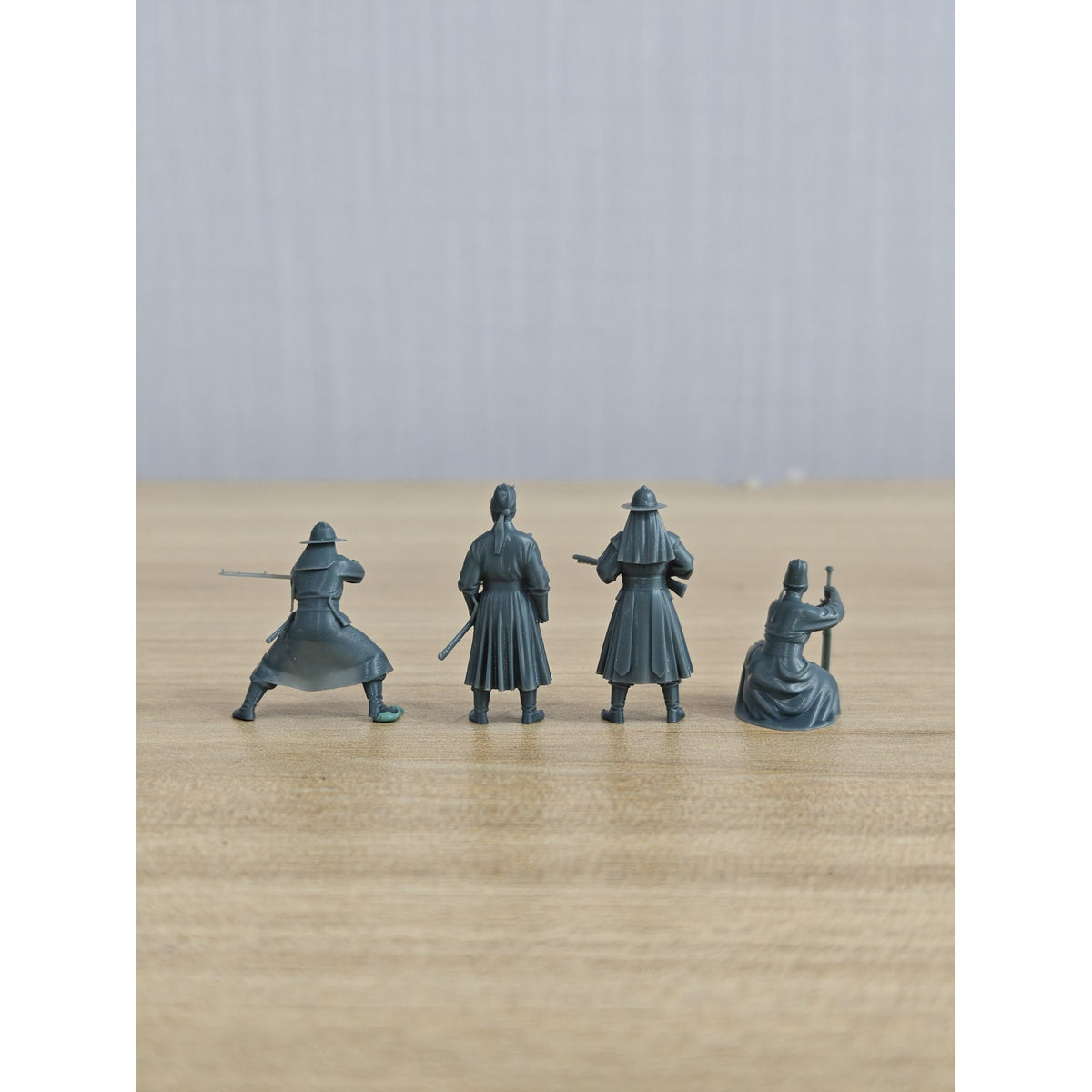 Royal Guards 4-Pack Resin Blank Model - Blade & Firearm Armed Imperial Bodyguard Miniatures for Wargaming Diorama Scene Building 1set MRY-SFW LYGR001