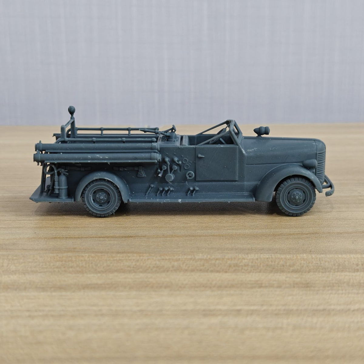 American LaFrance Fire Truck Series 600 (US) MRY-SFW LA720008
