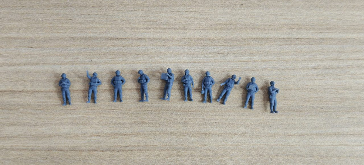 Miniature Figures Modern US Army Aviation Ground Crew Sand Table Model Character Accessories MRY-SFW LYFF043