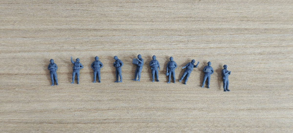 Miniature Figures Modern US Army Aviation Ground Crew Sand Table Model Character Accessories MRY-SFW LYFF043
