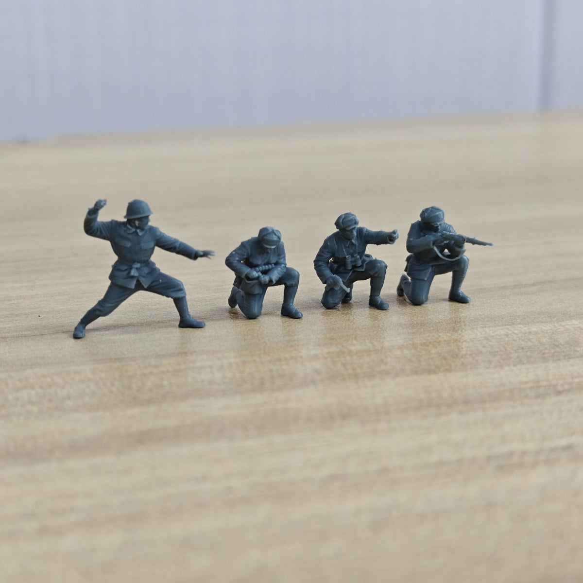 Korean War Battle of Triangle Hill Volunteer Army Crouching Reload Support 4-Man Team MRY-SFW SSTR599