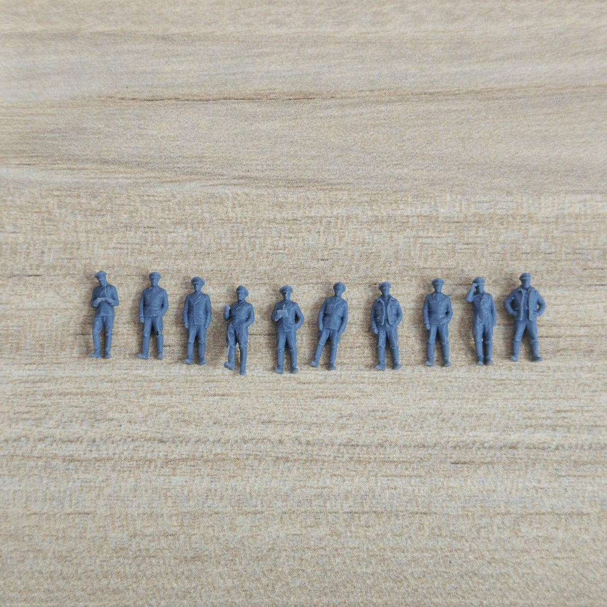 WWII German U-96 Submarine Deck Officers And Sailors 10 Miniature Figures Set MRY-SFW LYWF051