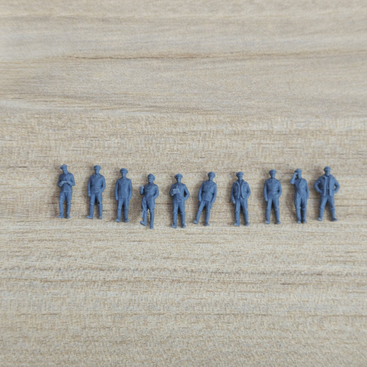 WWII German U-96 Submarine Deck Officers And Sailors 10 Miniature Figures Set MRY-SFW LYWF051