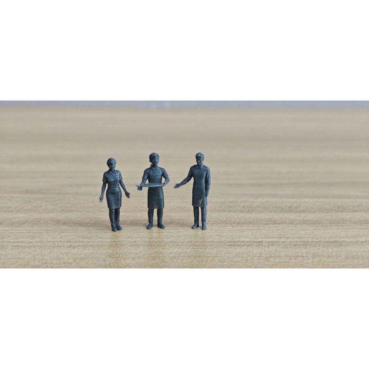 Unpainted Miniature 3-Piece Set - Restaurant Waiter & Clerk Scene Models for Detailed Diorama Building Miniatures Diorama Resin Figures MRY-SFW LYTR199