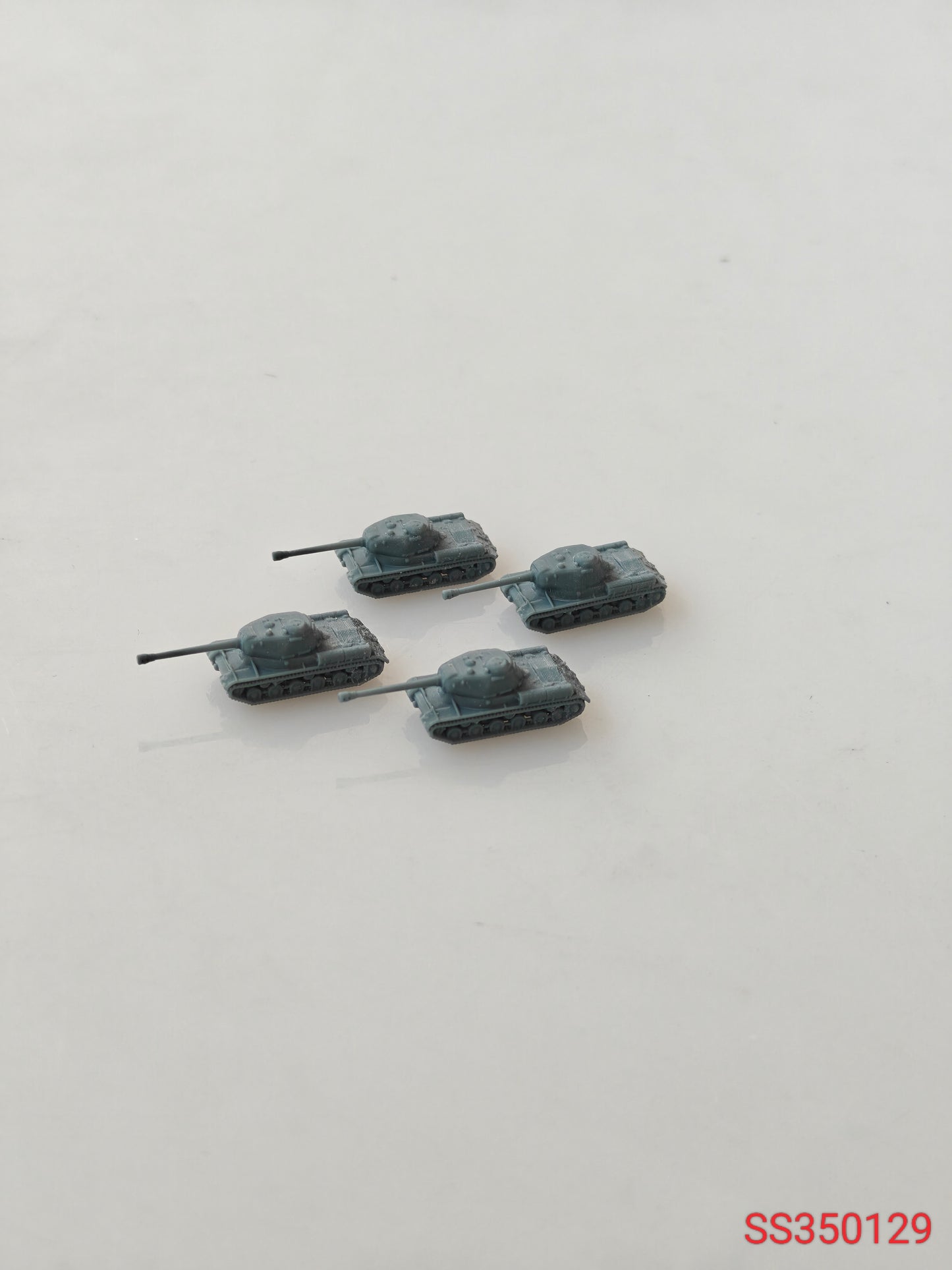 SSMODEL SS129 Military Model USSR HeavyTanks IS-2 No.402