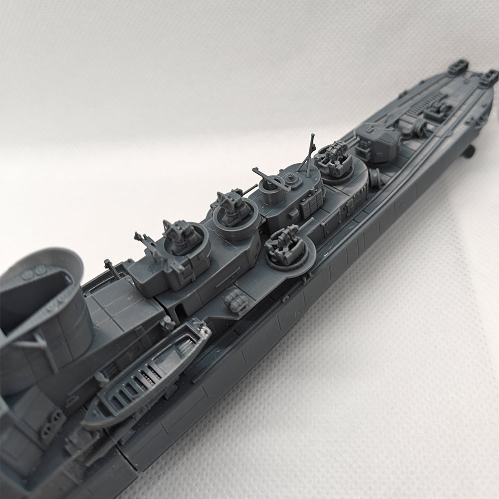 MRY-SFW SSC620 Military Model Kit German Koln Class KÖLN F220 Warship Water Line Adult Collectible