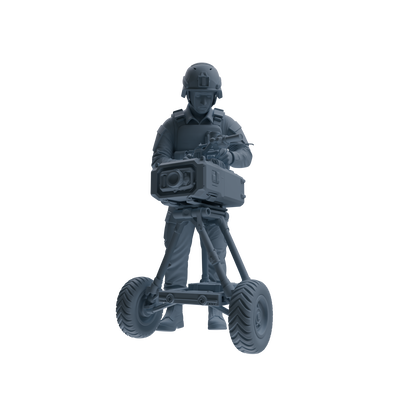 MRY-SFW SSTR250 Modern British Army Logistics Soldier Maintenance Three-Person Group