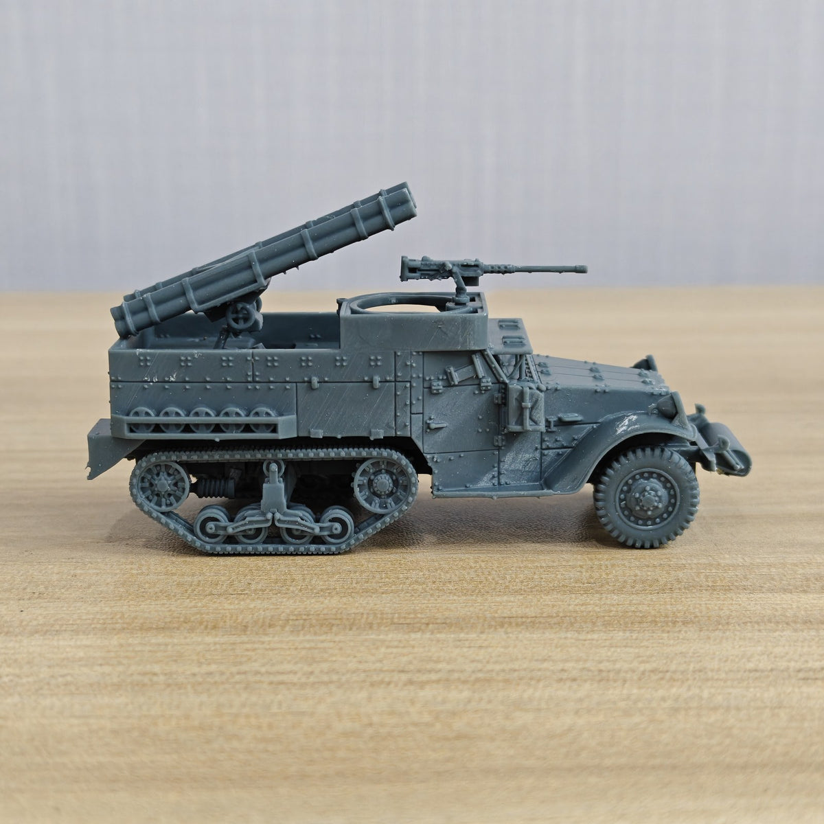 M2A1 with two triple rocket launcher tubes (4.5-inch) MRY-SFW LA720030