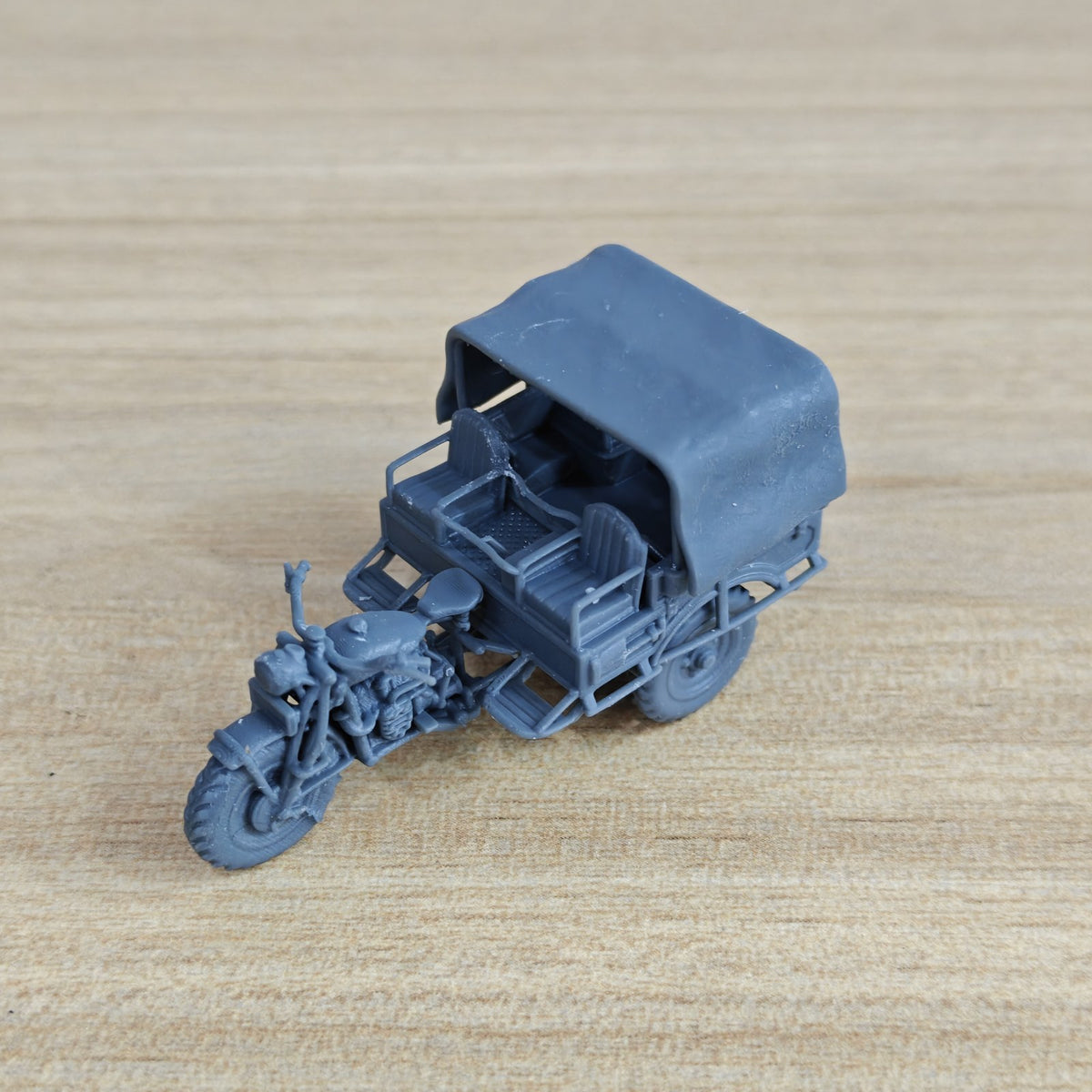 Tricycle FN Tricar T3 + version with Browning 13.2mm AA gun MRY-SFW LA720062
