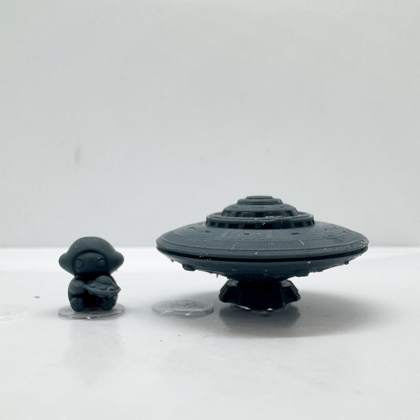 LYTS166 3D Printed Cute Alien UFO Set - Sci-Fi Miniature Model